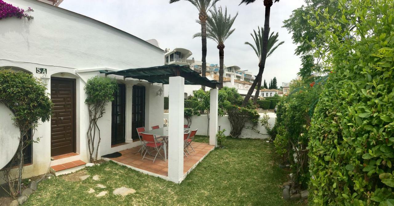 Sunny Garden Apartment Estepona Luaran gambar